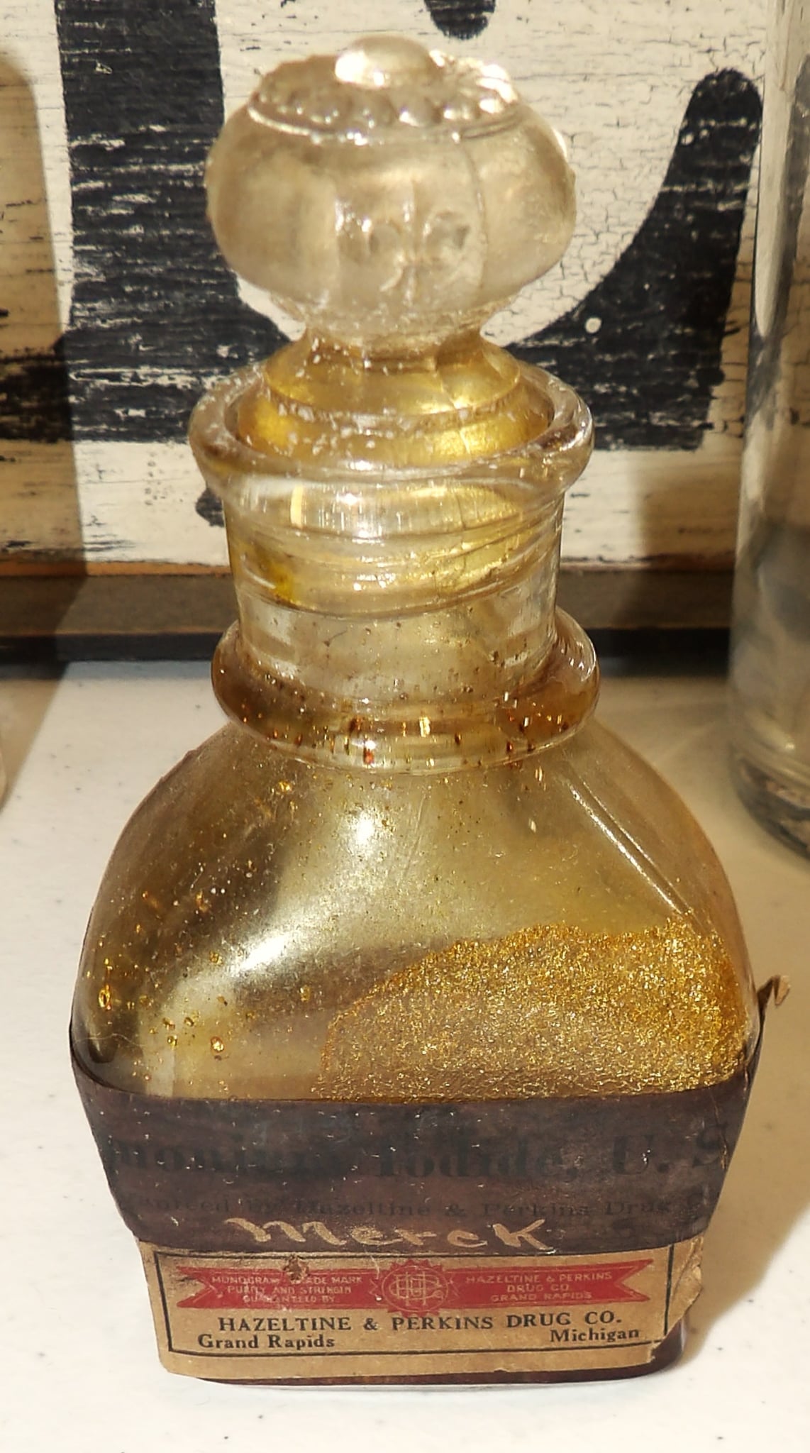 Rare Drug Store Bottle w/ Inside Screw Stopper